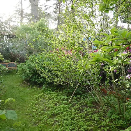 Samodzielny 2-Dwupokojowy Apartament Z Ogrodem I Garazem Miedzyzdroje Exterior foto